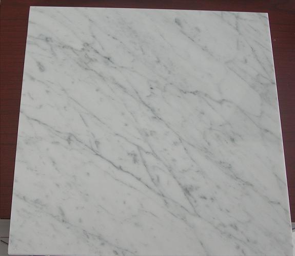Marmo bianco di Carrara Venatino, bellissimo, lastre e tiles.