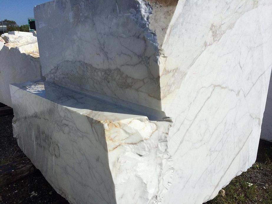 Blocco di marmo Calacatta Vagli Buona commerciale